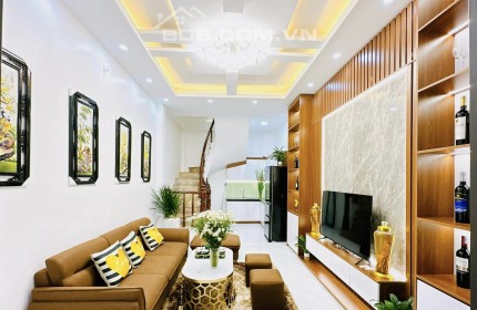 Bán nhà Tam Trinh, phân lô vỉa hè 66 m2, 12 tỷ.